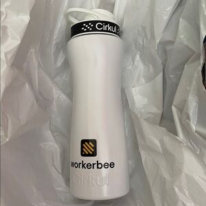 Cirkul 22 oz stainless steel bottle Black Double Walled